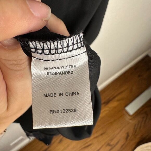 Superdown Women's Black Midi Dress Size XS Lace Fitted Black Side Slit - Picture 6 of 8